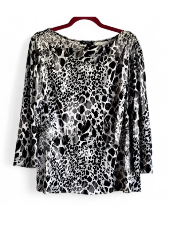 St. John Tops - St. John Black and White Animal Print 3/4 Sleeve Knit Shirt Size L